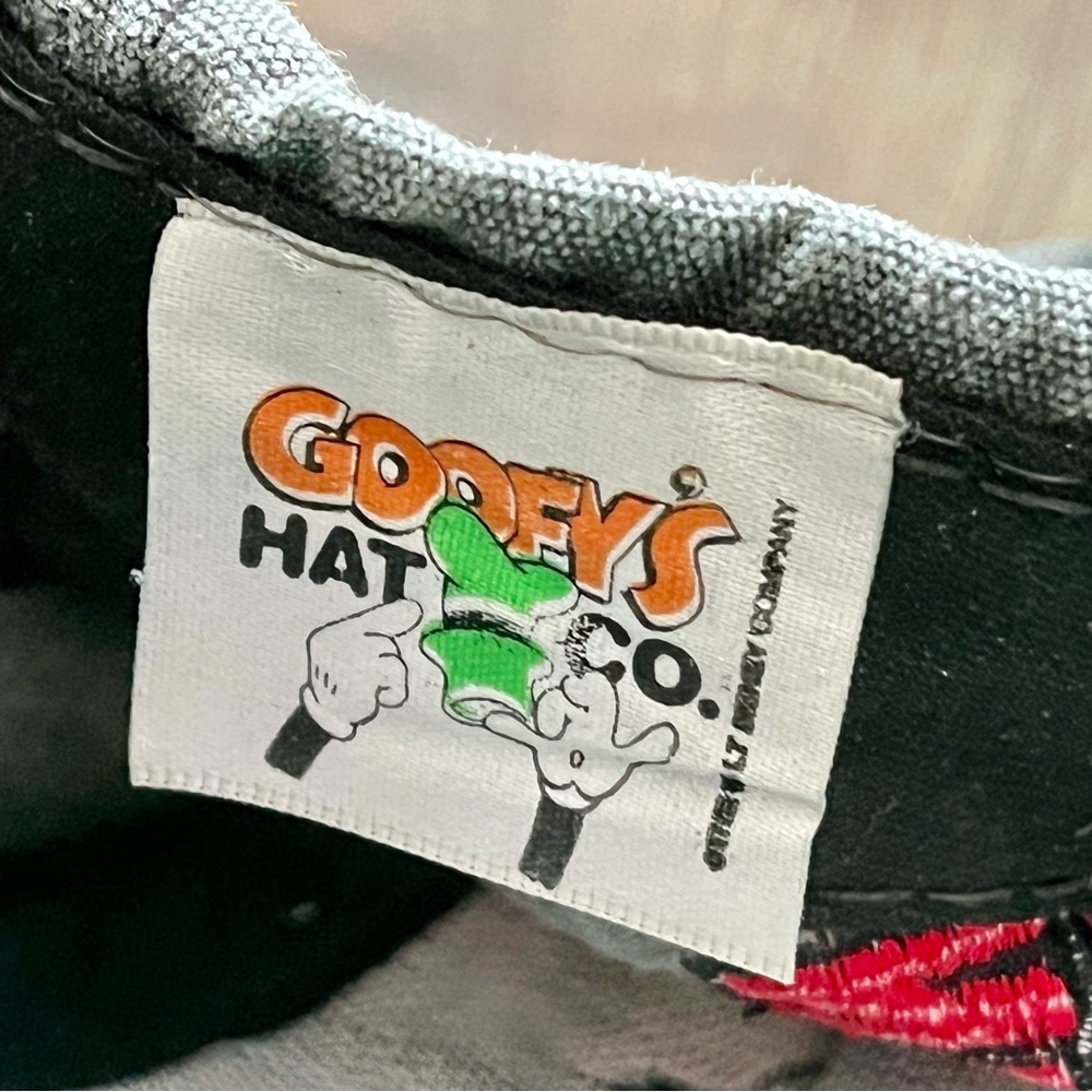 Gray Embroidered Cap - Picture 8 of 9